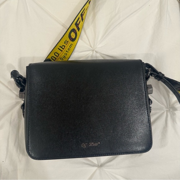 Off White Crossbody - Picture 4 of 6